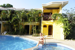 Samara - in het zwembad van hotel Giada
